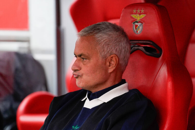 UEFA CHAMPIONS LEAGUE: BENFICA x FENERBAHCE Jose Mourinho, Fenerbahce SK Coach, in action during UEFA Champions League 2025/26 Play-offs 2nd leg between SL Benfica and Fenerbahce SK at Estadio da Luz in Lisbon, Portugal. 27/08/2025 Lisbon Estadio da Luz Lisbon Portugal Copyright: xBrunoxdexCarvalhox
2025.08.27 Lizbona
pilka nozna , Liga Mistrzow
Benfica Lizbona - Fenerbahce Stambul
Foto IMAGO/PressFocus

!!! POLAND ONLY !!!
