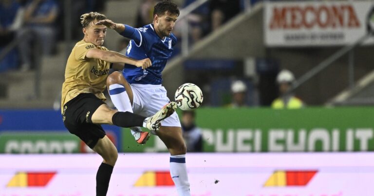 Genk&#039;s Matte Smets and Lech Poznan&#039;s Filip Szymczak fight for the ball during a soccer match between Belgian soccer team KRC Genk and Polish team KKS Lech Poznan, in Genk on Thursday 28 August 2025, the return leg in the play-offs of the UEFA Europa League competition. Genk won the first leg 1-5. BELGA PHOTO JOHAN EYCKENS (Photo by Johan Eyckens/Belga/Sipa USA)
2025.08.28 Genk
pilka nozna liga europy
KRC Genk - Lech Poznan
Foto Belga/SIPA USA/PressFocus

!!! POLAND ONLY !!!