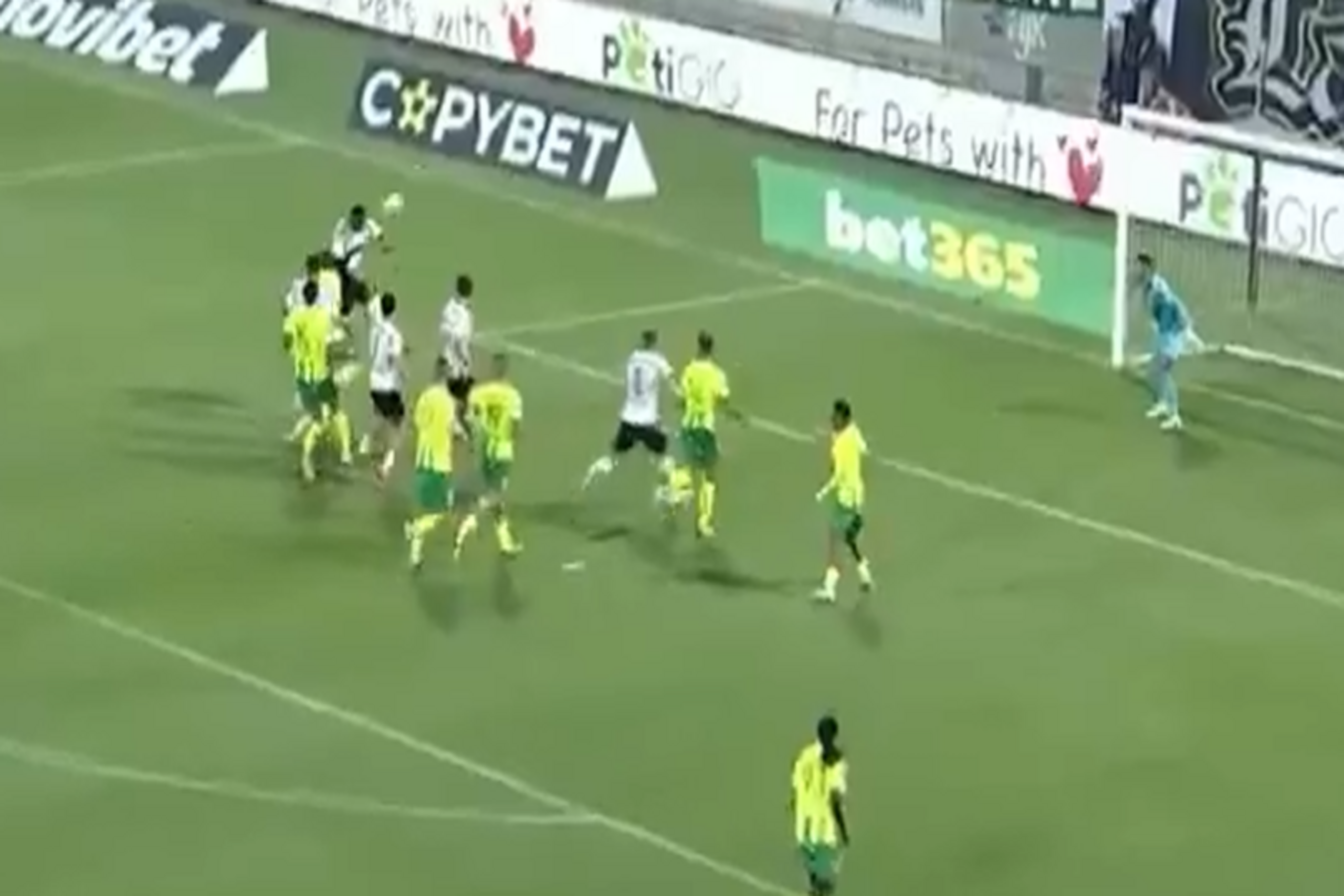 Jean-Pierre Nsame się nie zatrzymuje! Legia wyrównuje w meczu z AEK Larnaka [WIDEO]