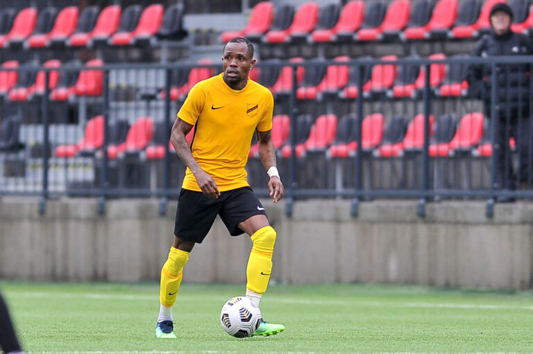 2022.02.09 Krakow
Pilka nozna, sezon 2021/2022, sparing, mecz towarzyski
Wieczysta Krakow - Garbarnia Krakow
N/z Wilde-Donald Donald Guerrier
Foto Krzysztof Porebski / PressFocus

2022.02.09 Krakow
Football, 2021/22 season, friendly game
Wieczysta Krakow - Garbarnia Krakow
Wilde-Donald Donald Guerrier
Credit: Krzysztof Porebski / PressFocus