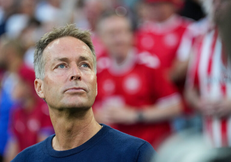 Kasper Hjulmand, Head Coach of Denmark before the UEFA EURO 2024 group stage match between Denmark and Serbia at Munich Football Arena on June 25, 2024 in Munich, Germany. (Photo by Pedja Milosavljevic)//MILOSAVLJEVIC_1306.5647/Credit:Pedja Milosavljevic/SIPA/2406261044

25.06.2024 Munich
pilka nozna mistrzostwa Europy UEFA Euro 2024
Dania - Serbia
Foto Pedja Milosavljevic/SIPA / Sipa / PressFocus 
POLAND ONLY!!