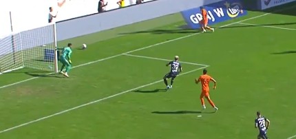 Błyskawiczne otwarcie wyniku meczu w Lubinie [WIDEO]