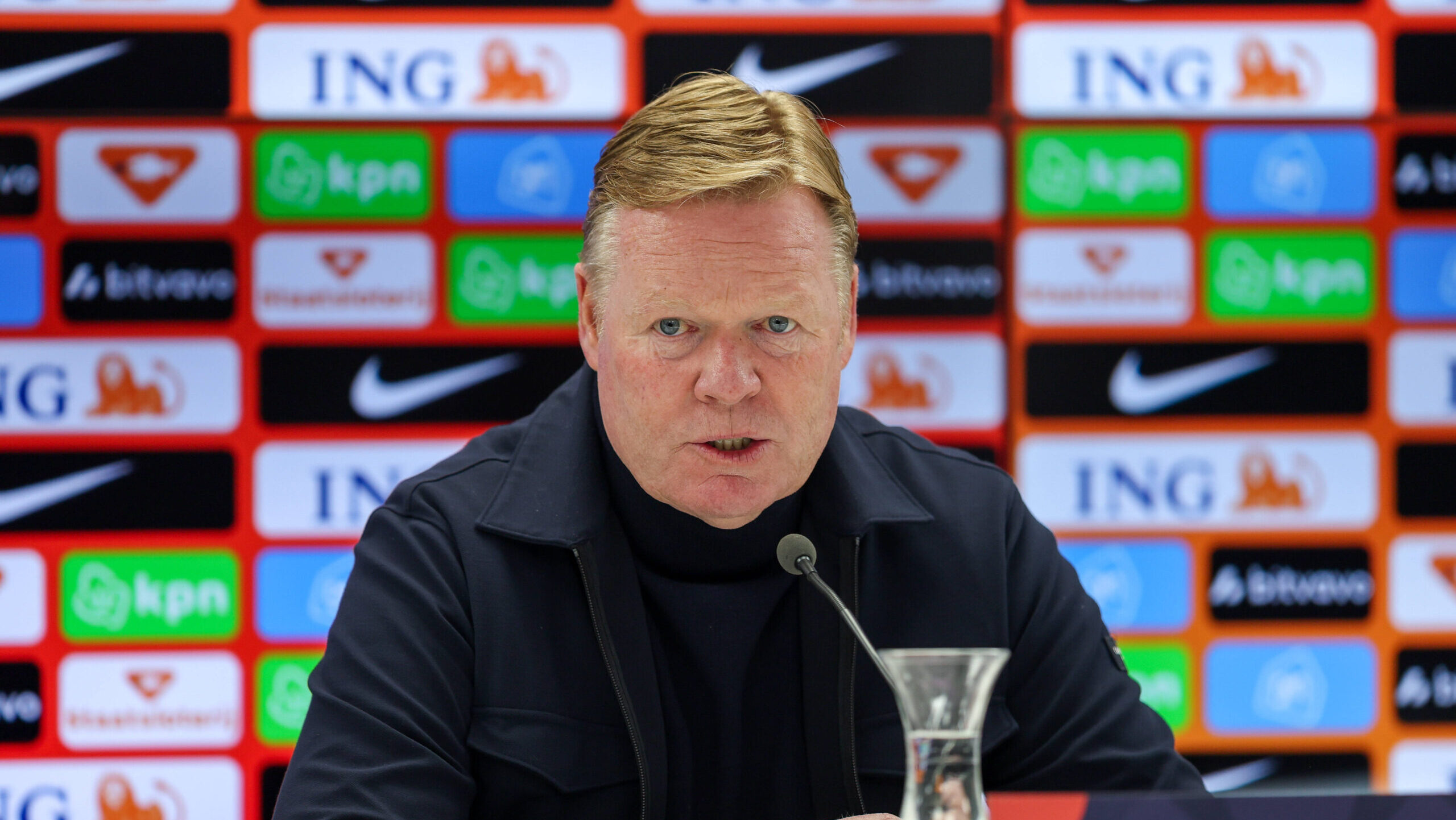 2025-03-20 Netherlands v Spain - UEFA Nations League Quarter Final 1st leg ROTTERDAM, NETHERLANDS - MARCH 20: Headcoach Ronald Koeman of Netherlands during the press conference, PK, Pressekonferenz during the UEFA Nations League Quarter Final 1st leg match between Netherlands and Spain at Stadion Feijenoord on March 20, 2025 in Rotterdam, Netherlands. Rotterdam Stadion Feijenoord Netherlands Content not available for redistribution in The Netherlands directly or indirectly through any third parties. Copyright: xHansxvanxderxValkx
2025.03.20 Rotterdam
pilka nozna , Liga Narodow UEFA
Holandia - Hiszpania
Foto IMAGO/PressFocus

!!! POLAND ONLY !!!