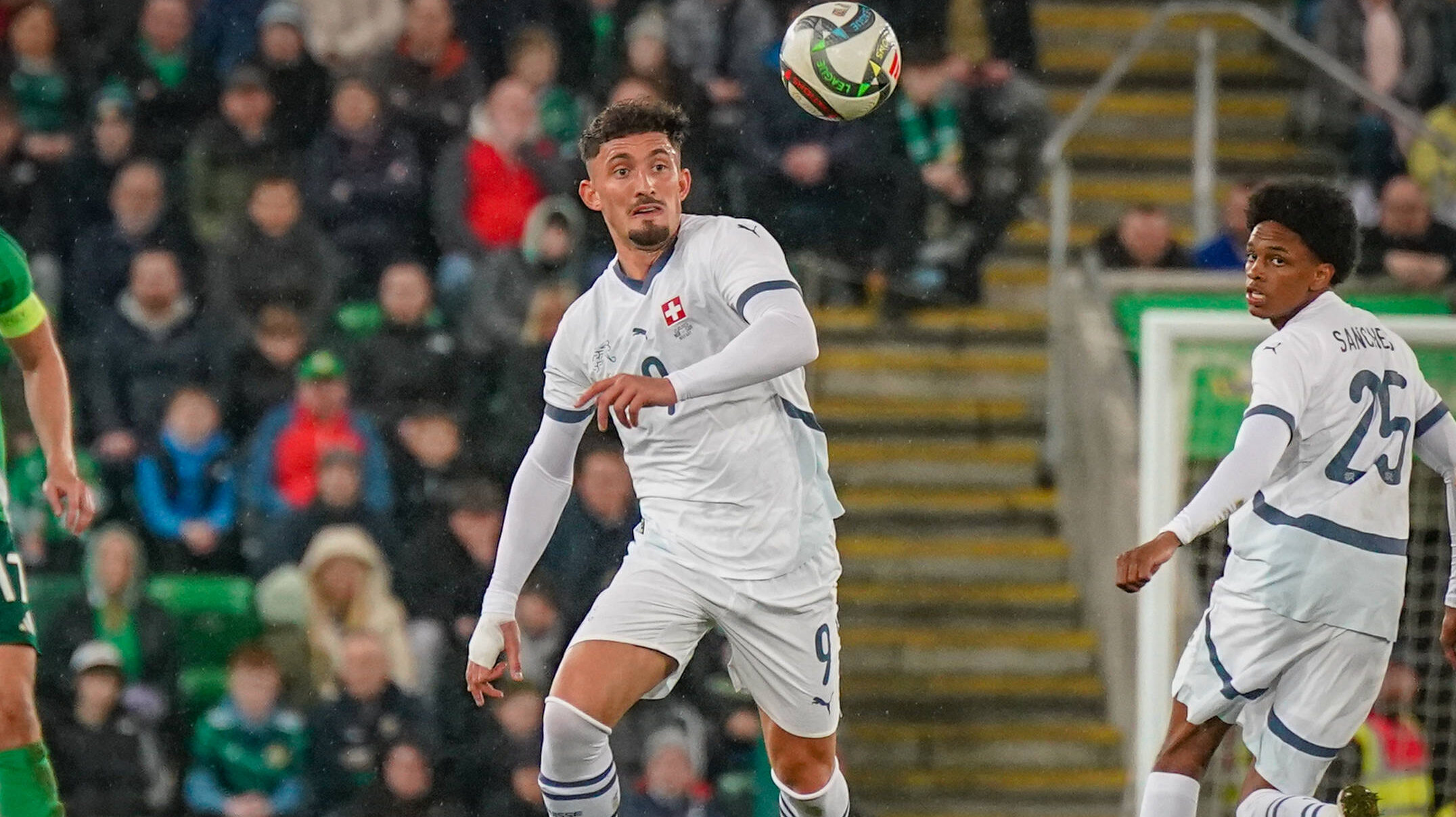 21.03.2025: Nationalteams Freundschaftsspiele 2025 - Nordirland vs. Schweiz - Windsor Park Belfast: Andi Zeqiri Switzerland, 9 am Ball, *** 21 03 2025 National Teams Friendlies 2025 Northern Ireland vs Switzerland Windsor Park Belfast Andi Zeqiri Switzerland, 9 on the ball, Copyright: xJOERANxSTEINSIEKx
2025.03.21 Belfast
pilka nozna miedzynarodowy mecz towarzyski
Irlandia Polnocna - Swajcaria
Foto IMAGO/PressFocus

!!! POLAND ONLY !!!