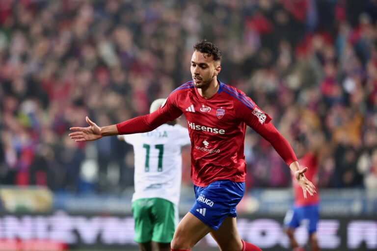 2025.04.12 Czestochowa 
Pilka nozna PKO Ekstraklasa 2024/2025
Rakow Czestochowa - Radomiak Radom 
N/z Leonardo Rocha

Foto Grzegorz Misiak  / PressFocus

2025.04.12 Czestochowa 
Football Polish PKO Ekstraklasa Season 2024/2025
Rakow Czestochowa - Radomiak Radom
Leonardo Rocha

Credit: Grzegorz Misiak / PressFocus