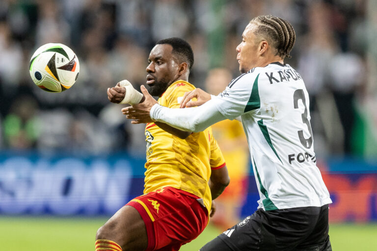 2025.04.13 Warszawa
pilka nozna PKO Ekstraklasa sezon 2024/2025
Legia Warszawa - Jagiellonia Bialystok
N/z Afimico Pululu (Jagiellonia), Steve Kapuadi (Legia)
Foto Tomasz Jastrzebowski / Foto Olimpik / PressFocus

2025.04.13 Warszawa
Football - Polish PKO Ekstraklasa season 2024/2025
Legia Warszawa - Jagiellonia Bialystok
Afimico Pululu (Jagiellonia), Steve Kapuadi (Legia)
Credit: Tomasz Jastrzebowski / Foto Olimpik / PressFocus