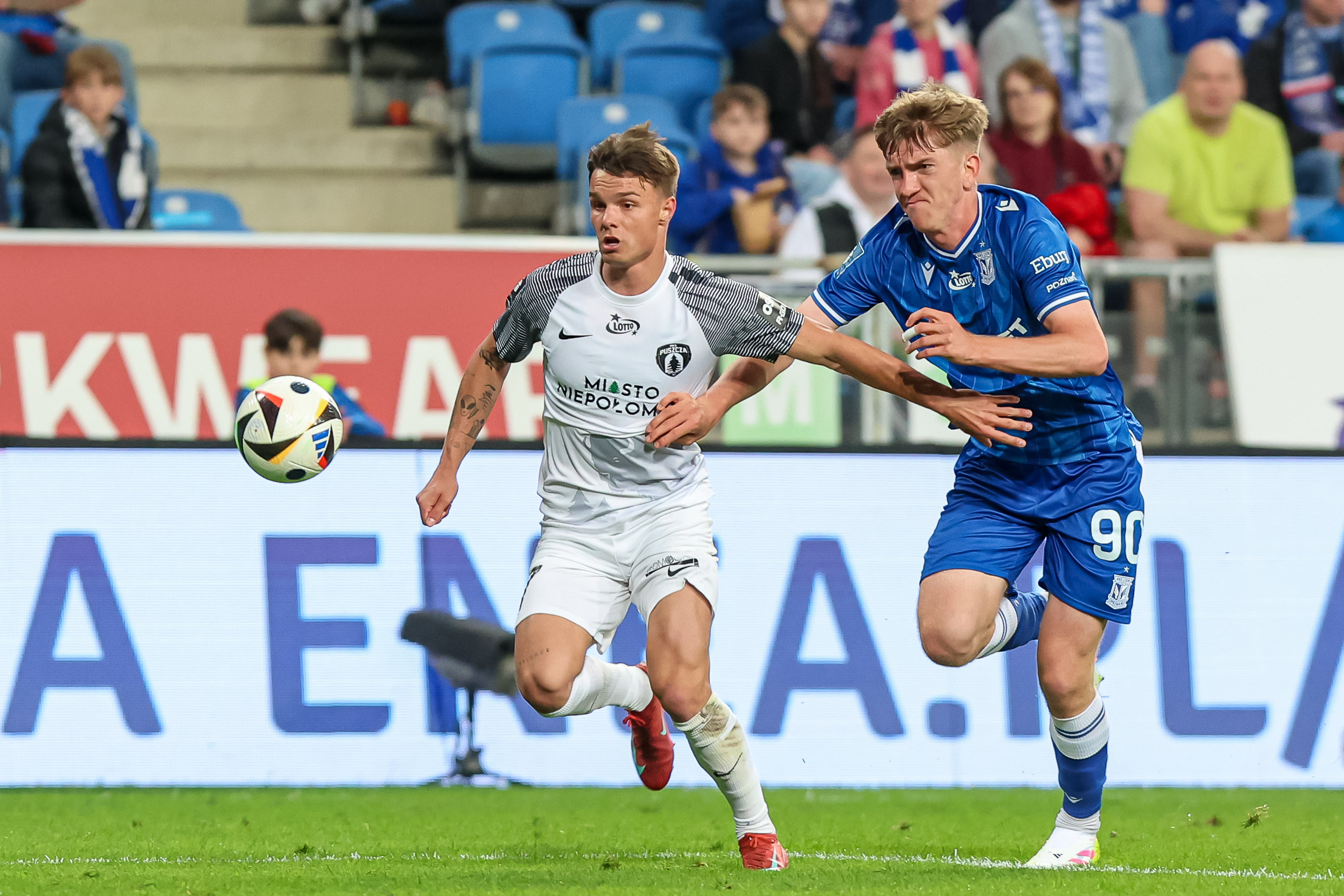 2025.05.03 Poznan
Pilka nozna Ekstraklasa sezon 2024/2025
Lech Poznan - Puszcza Niepolomice
N/z Antoni Klimek Wojciech Monka 
Foto Pawel Jaskolka / PressFocus

2025.05.03 Poznan
Football Polish Ekstraklasa season 2024/2025
Lech Poznan - Puszcza Niepolomice
Credit: Pawel Jaskolka / PressFocus
