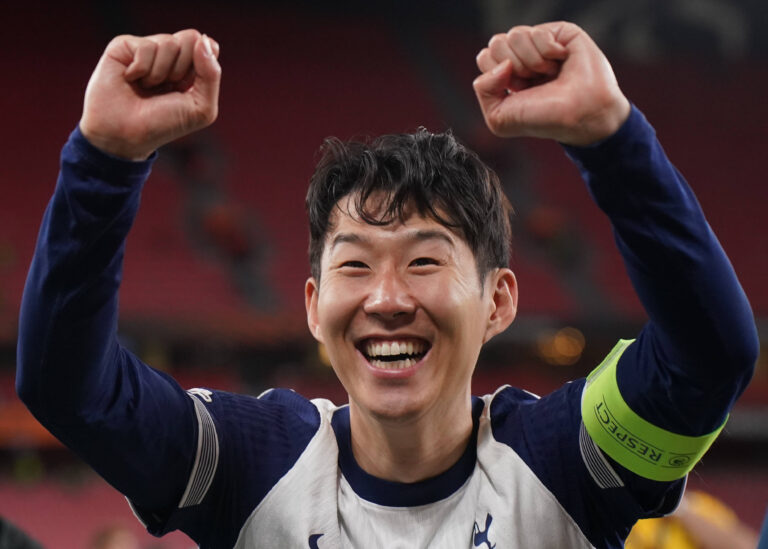 2025 UEFA Europa League Final: Tottenham Hotspur F.C. vs. Manchester United, ManU F.C. Heung-Min Son of Tottenham Hotspur F.C. celebrates, as Tottenham are crowned champions after the 2025 UEFA Europa League Final: Tottenham Hotspur F.C. vs. Manchester United F.C. match on 21 May 2025, at San Mames Stadium, in Bilbao, Spain Bilbao San Mames Stadium Spain Copyright: xAlexandraxFechetex DSC0311501
2025.05.21 Bilbao
pilka nozna , Liga Europy , final
Tottenham Hotspur - Manchester United
Foto IMAGO/PressFocus

!!! POLAND ONLY !!!