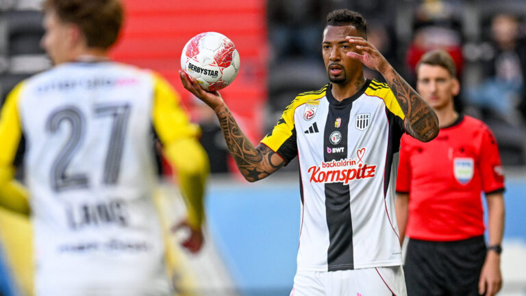 23.05.2025, Raiffeisen Arena Linz, AUT, Admiral Bundesliga, LASK Linz vs SCR Altach, im Bild Jerome Agyenim Boateng LASK Linz Oberoesterreich Austria *** 23 05 2025, Raiffeisen Arena Linz, AUT, Admiral Bundesliga, LASK Linz vs SCR Altach, in the picture Jerome Agyenim Boateng LASK Linz Oberoesterreich Austria
2025.05.23 Linz
pilka nozna liga austriacka
LASK Linz - SCR Altach
Foto IMAGO/PressFocus

!!! POLAND ONLY !!!