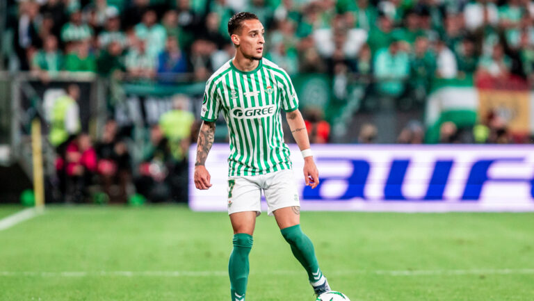 2025.05.28 Wroclaw
2024/2025 UEFA Final Ligi Konferencji 
Tarczynski Arena Wroclaw
Real Betis - Chelsea
N/z Antony
Foto Mateusz Porzucek PressFocus

2025.05.28 Wroclaw
UEFA Conference League Final 
Real Betis - Chelsea
Antony
Credit: Mateusz Porzucek PressFocus