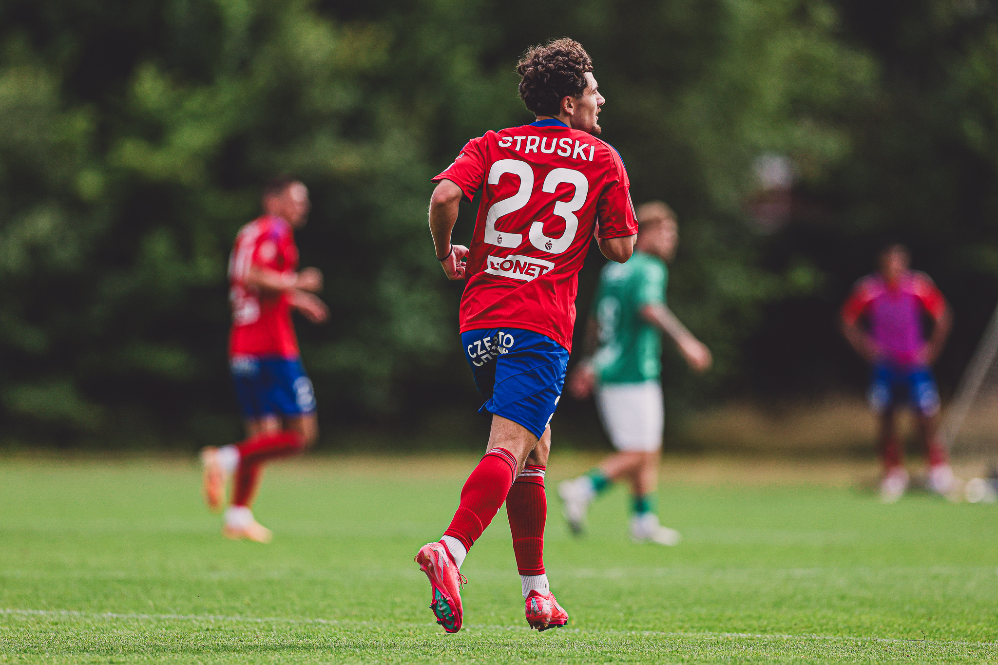 2025.07.08 Roosendaal, Holandia Pilka Nozna sparing, mecz towarzyski Rakow Czestochowa - Lommel SK N/z Karol Struski Foto PressFocus 2025.07.08 Roosendall Football test match Rakow Czestochowa - Lommel SK 
Credit PressFocus