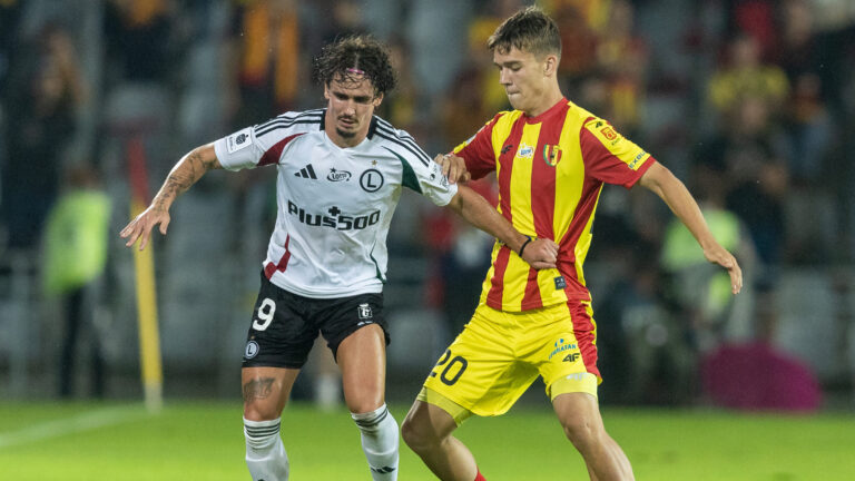 2025.07.27 Kielce
pilka nozna PKO Ekstraklasa sezon 2025/2026
Korona Kielce - Legia Warszawa
N/z Migouel Alfarela (Legia), Kacper Minuczyc (Korona)
Foto Tomasz Jastrzebowski / Foto Olimpik / PressFocus

2025.07.27 Kielce
Football - Polish PKO Ekstraklasa season 2025/2026
Korona Kielce - Legia Warszawa
Migouel Alfarela (Legia), Kacper Minuczyc (Korona)
Credit: Tomasz Jastrzebowski / Foto Olimpik / PressFocus