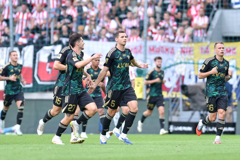 2025.08.03 Krakow
Pilka nozna , PKO BP Ekstraklasa sezon 2025/26
Cracovia Krakow - Lechia Gdansk
N/z Pilkarze Lechii, radosc po bramce na 1-2, gol, bramka, Matus Vojtko, Iwan Zelizko Ivan Zhelizko
Foto Krzysztof Porebski / PressFocus

2025.08.03 Krakow
Football Polish top league , 2025/2026 season
Cracovia Krakow - Lechia Gdansk
Pilkarze Lechii, radosc po bramce na 1-2, gol, bramka, Matus Vojtko, Iwan Zelizko Ivan Zhelizko
Credit: Krzysztof Porebski / PressFocus