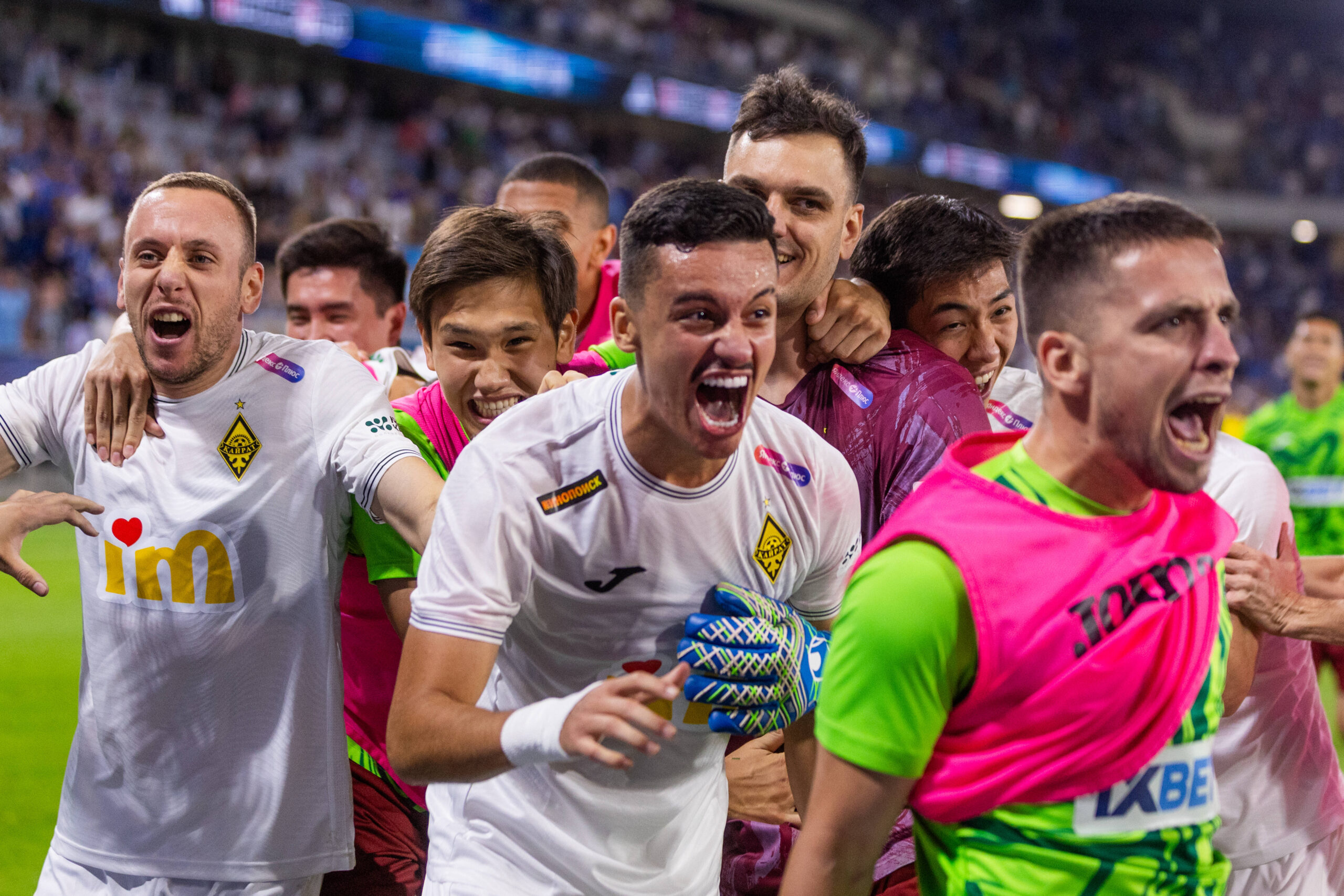 SLOVAN BRATISLAVA - KAIRAT ALMATY Dastan Satpayev of Kairat celebrates with his teammates during third qualifying round of UEFA Champions League football match between SK Slovan Bratislava and Kairat Almaty. Bratislava, Slovakia, August 12, 2025. Copyright: xx 080A5733
2025.08.12 Bratyslawa
pilka nozna , Liga Mistrzow
Slovan Bratyslawa - Kajrat Almaty
Foto IMAGO/PressFocus

!!! POLAND ONLY !!!