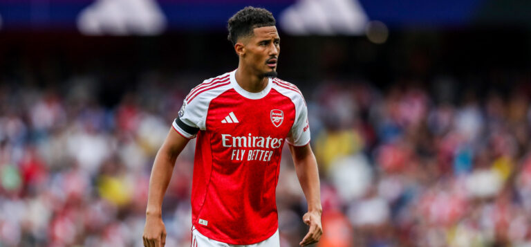 William Saliba of Arsenal looks on during the Premier League match Arsenal vs Leeds United at Emirates Stadium, London, United Kingdom, 23rd August 2025

(Photo by Izzy Poles/News Images) in London, United Kingdom on 8/23/2025. (Photo by Izzy Poles/News Images/Sipa USA)
2025.08.23 Londyn
pilka nozna liga angielska
Arsenal - Leeds United
Foto News Images/SIPA USA/PressFocus

!!! POLAND ONLY !!!
