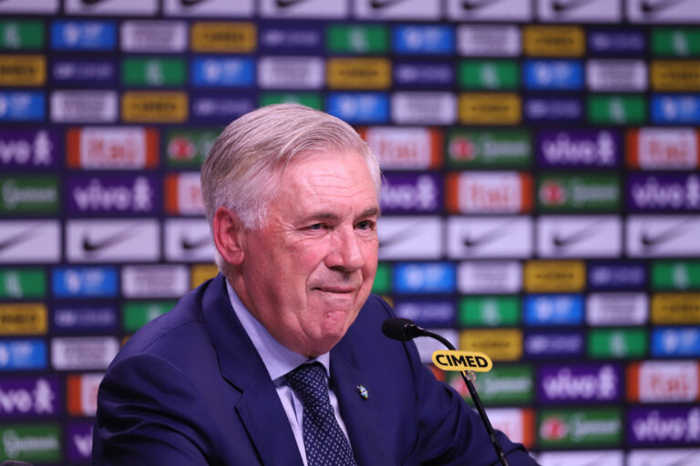 Carlo Ancelotti, Men s National Soccer Team Coach, during the announcement of the squad for the upcoming 2026 World Cup Qualifier Carlo Ancelotti, Men s National Soccer Team Coach, during the announcement of the squad for the upcoming 2026 World Cup Qualifiers - matches against Chile and Bolivia - at the Brazilian Football Confederation CBF headquarters in Barra da Tijuca, west of the city, this Monday, August 25, 2025. RIO DE JANEIRO Barra da Tijuca RIO DE JANEIRO BRAZIL Copyright: xCHARLESxSHOLLx
2025.08.25 Rio de Janeiro
pilka nozna , reprezentacja Brazylii, kwalifikacje do Mistrzostw Swiata 2026 eliminacje Brazylia
Carlo Ancelotti oglasza powolania do reprezentacji Brazylii
Foto IMAGO/PressFocus

!!! POLAND ONLY !!!