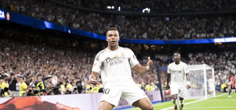 MADRID, SPAIN - August 30: Kylian Mbappe of Real Madrid celebrates a goal during the La Liga 2025/26 match between Real Madrid and Mallorca at Santiago Bernabeu Stadium.  (Photo by Guillermo Martinez/Sipa USA)
2025.08.30 Madryt
pilka nozna liga hiszpanska
Real Madryt - RCD Mallorca
Foto Guillermo Martinez/SIPA USA/PressFocus

!!! POLAND ONLY !!!