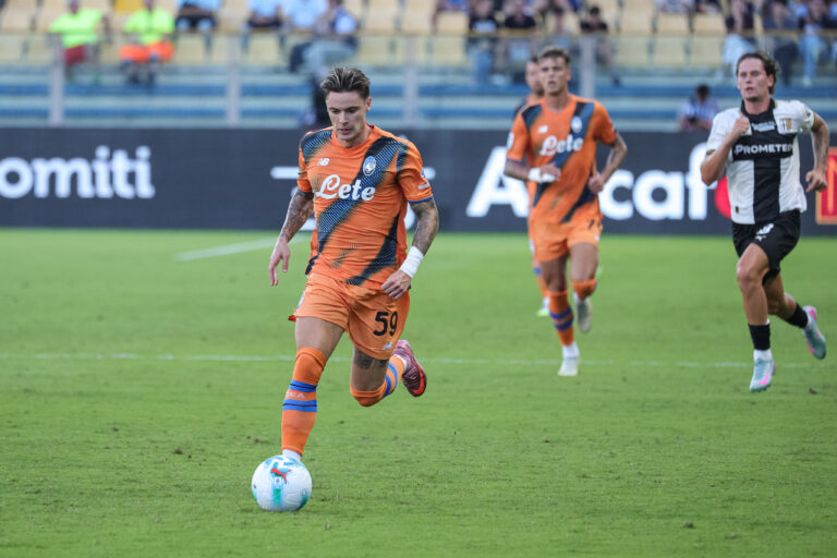 Atalanta&#039;s Nicola Zalewski in action  during  Parma Calcio vs Atalanta BC, Italian soccer Serie A match in Parma, Italy, August 30 2025 (Photo by Lorenzo Cattani/IPA Sport / ipa-agency.net/IPA/Sipa USA)
2025.08.30 Parma
pilka nozna liga wloska
Parma Calcio - Atalanta Bergamo 
Foto IPA/SIPA USA/PressFocus

!!! POLAND ONLY !!!