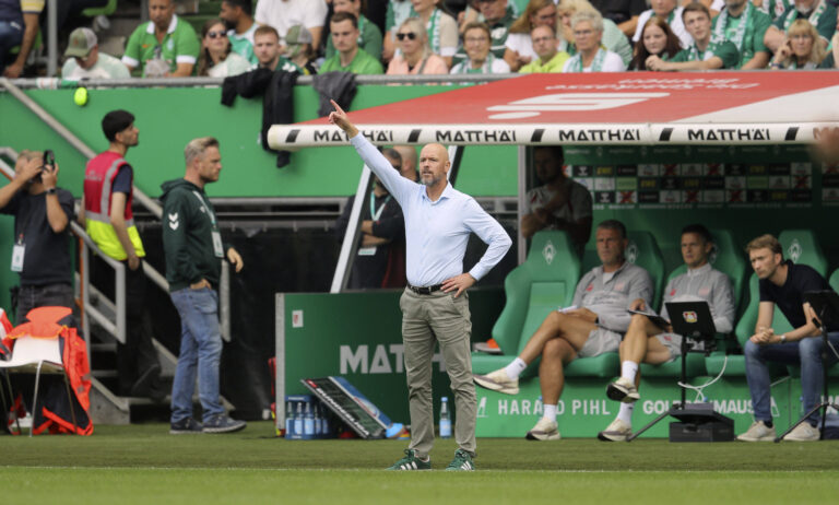 Foto : Trainer Erik ten HAG Leverkusen Fussball 1. Bundesliga , 2. Spieltag am Sa. 30.08.2025 Werder Bremen - Bayer 04 Leverkusen 3 - 3 *** Photo Coach Erik ten HAG Leverkusen Soccer 1 Bundesliga , 2 Matchday on Sat 30 08 2025 Werder Bremen Bayer 04 Leverkusen 3 3
2025.08.30 Brema
pilka nozna , liga niemiecka
Werder Brema - Bayer 04 Leverkusen
Foto IMAGO/PressFocus

!!! POLAND ONLY !!!