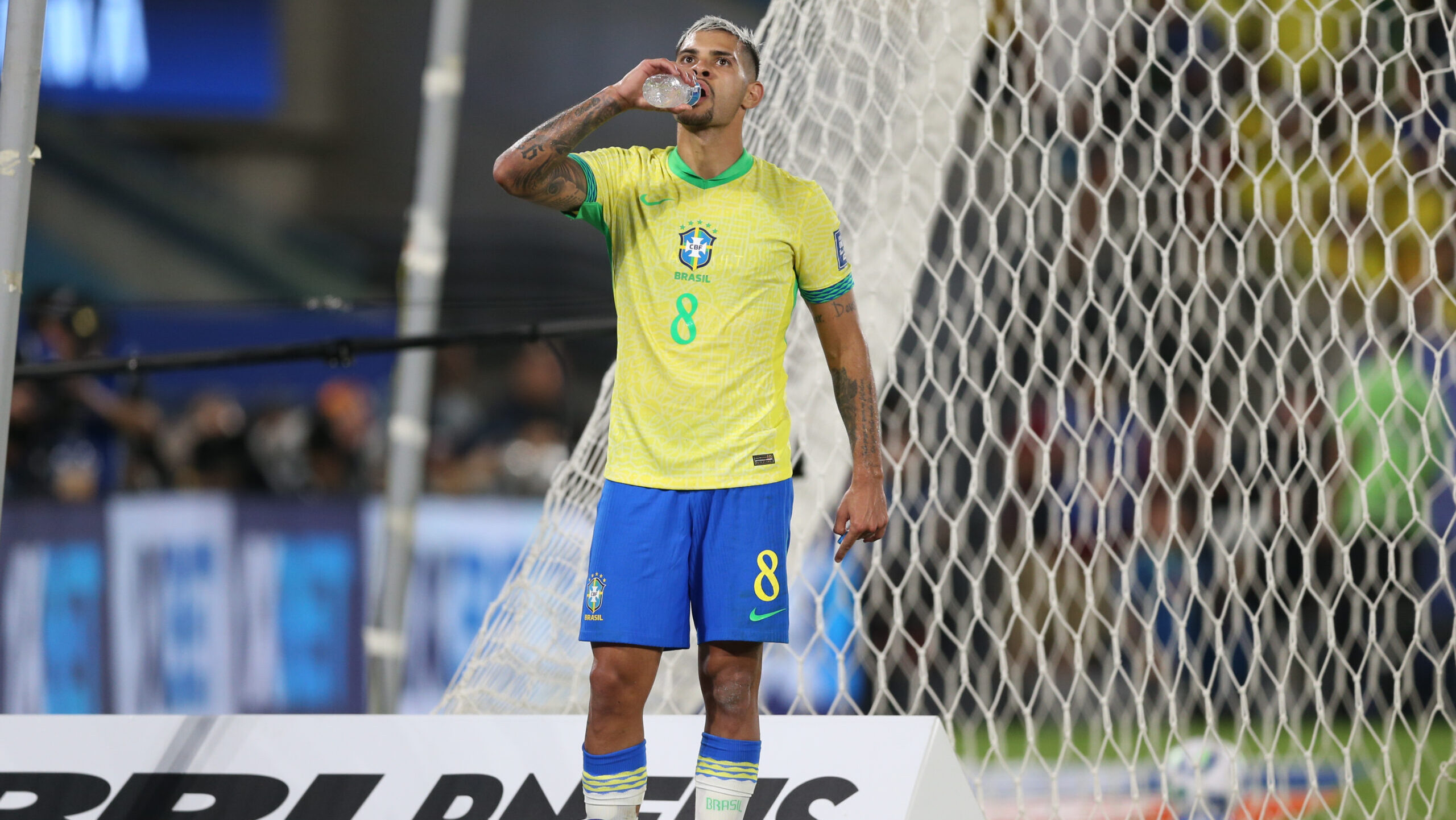 RJ - RIO DE JANEIRO - 09/04/2025 - 2026 WORLD CUP QUALIFIERS, BRAZIL x CHILE - Bruno Guimaraes, Brazil player, during the match against Chile at Maracana in Rio de Janeiro (RJ), for the 2026 World Cup Qualifiers. Photo: Marlon Costa/AGIF (Photo by Marlon Costa/AGIF/Sipa USA)
2025.09.05 Rio de Janeiro
pilka nozna eliminacje kwalifikacje do mistrzostw swiata 2026
Brazylia - Chile
Foto Agif/SIPA USA/PressFocus

!!! POLAND ONLY !!!
