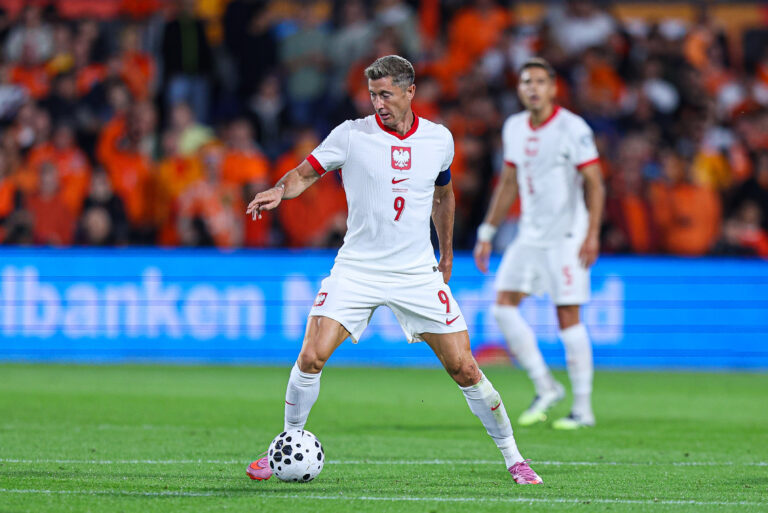 2025.09.04 Rotterdam
pilka nozna Kwalifikacje Mistrzostw Swiata 2026
Holandia - Polska
N/z Robert Lewandowski
Foto Pawel Andrachiewicz / PressFocus

2025.09.04 Rotterdam
Football - FIFA World Cup 2026 Qualifying round
Netherlands - Poland
Robert Lewandowski
Credit: Pawel Andrachiewicz / PressFocus