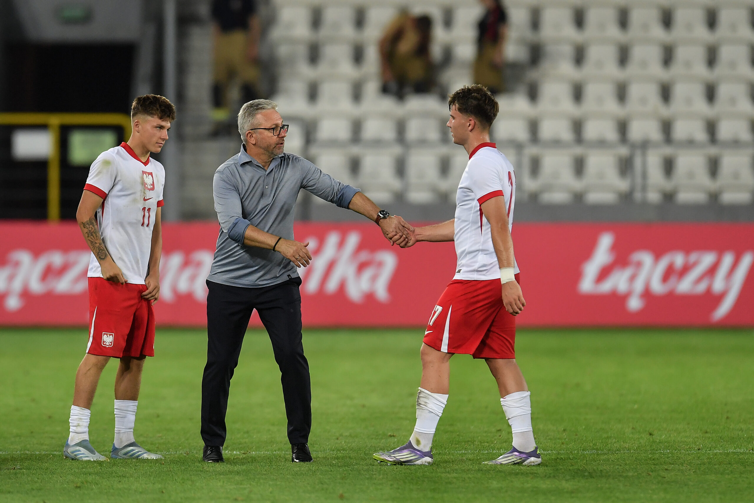 2025.09.05 Krakow
Pilka nozna kadra reprezentacja mlodziezowa eliminacje Mistrzostw Europy U21
Polska - Macedonia Polnocna
N/z Filip Rozga Jerzy Brzeczek Oskar Pietuszewski
Foto Mateusz Sobczak / PressFocus

2025.09.05 Krakow
Football UEFA European Under 21 Championship Qualifying round
Poland v North Macedonia
Filip Rozga Jerzy Brzeczek Oskar Pietuszewski
Credit: Mateusz Sobczak / PressFocus