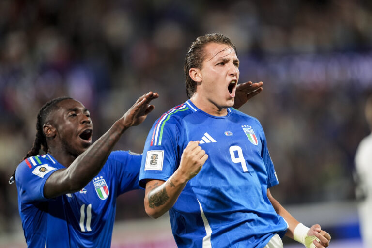 Italy&#039;s Mateo Retegui celebrates after scoring the 2-0 goal for his teamduring the qualifying round for the 2026 FIFA World Cup between Italy and Estonia (Group I - Day 5) at the New Balance Arena in Bergamo, Italy - September 5, 2025. Sport - Soccer (Photo by Fabio Ferrari/LaPresse) (Photo by Fabio Ferrari/LaPresse/Sipa USA)
2025.09.05 Bergamo
pilka nozna eliminacje mistrzostw swiata 2026
Wlochy - Estonia
Foto LaPresse/SIPA USA/PressFocus

!!! POLAND ONLY !!!
