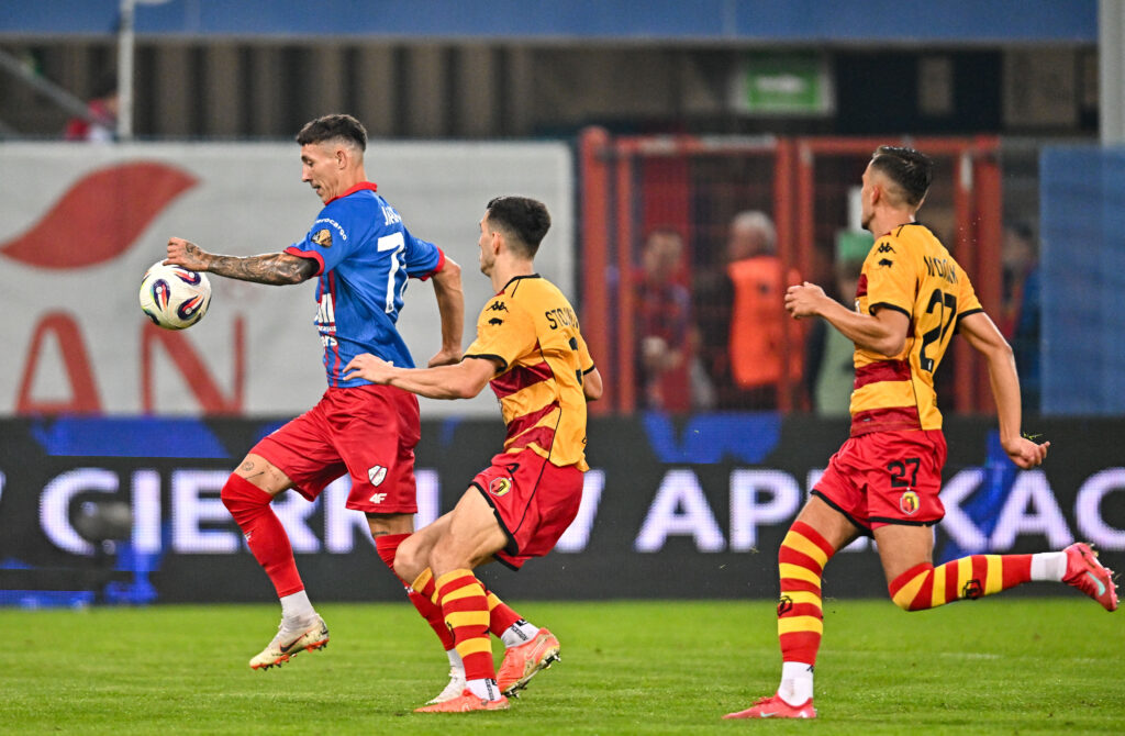 SKRÓT MECZU Radomiak 12 Jagiellonia PiłkaNożna.pl