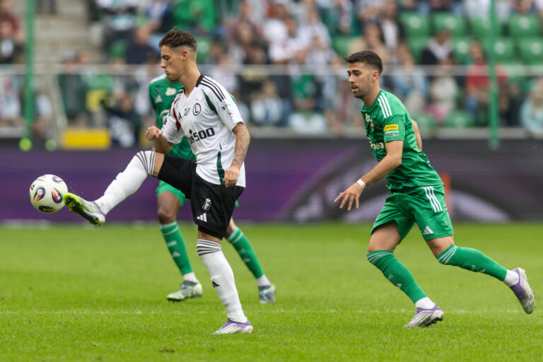 2025.09.14 Warszawa pilka nozna PKO Ekstraklasa sezon 2025/2026
Legia Warszawa - Radomiak Radom
N/z Kacper Urbanski (Legia)
Foto Tomasz Jastrzebowski / Foto Olimpik / PressFocus

2025.09.14 Warszawa  Football PKO Ekstraklasa season 2025/2026
Legia Warszawa - Radomiak Radom
Kacper Urbanski (Legia)
Credit: Tomasz Jastrzebowski / Foto Olimpik / PressFocus