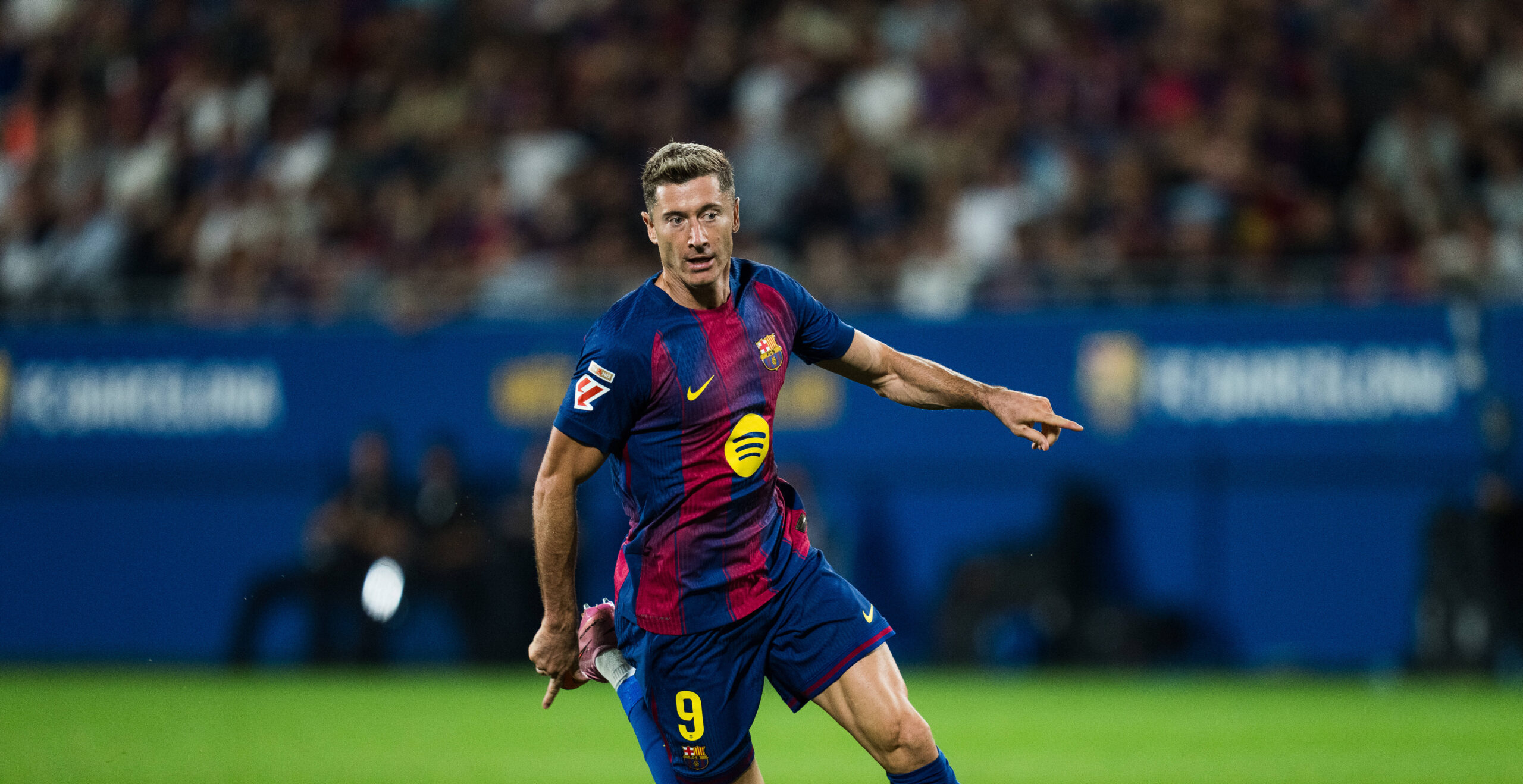 Spanish LaLiga EA Sports FC Barcelona, Barca v Valencia CF in Barcelona, Spain. FC Barcelona player 9 Robert Lewandowski during LaLiga EA Sports match between FC Barcelona and Valencia CF in Johan Cruyff Stadium, Barcelona, Spain, on September 14, 2025. Barcelona Johan Cruyff Stadium Barcelona Spain
2025.09.14 Barcelona 
pilka nozna liga hiszpanska
FC Barcelona - Valencia CF
Foto IMAGO/PressFocus

!!! POLAND ONLY !!!