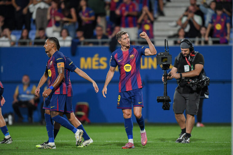 LA LIGA EA SPORTS FC Barcelona, Barca v VALENCIA CF JOHAN CRUYFF STADIUM,BARCELONA. Sep 14,2025 FC BARCELONA vs VALENCIA CF. Sep 14,2025 Robert Lewandowski 9 of FC Barcelona celebrates scoring his team s fifth goal nduring the match between FC Barcelona and Valencia CF corresponding to fourth day of LA LIGA EA SPORTS at the Johan Cruyff Stadium in Barcelona, Spain, on Sep 14, 2025. Barcelona ESP Copyright: xS.xRosx
2025.09.14 Barcelona 
pilka nozna liga hiszpanska
FC Barcelona - Valencia CF
Foto IMAGO/PressFocus

!!! POLAND ONLY !!!