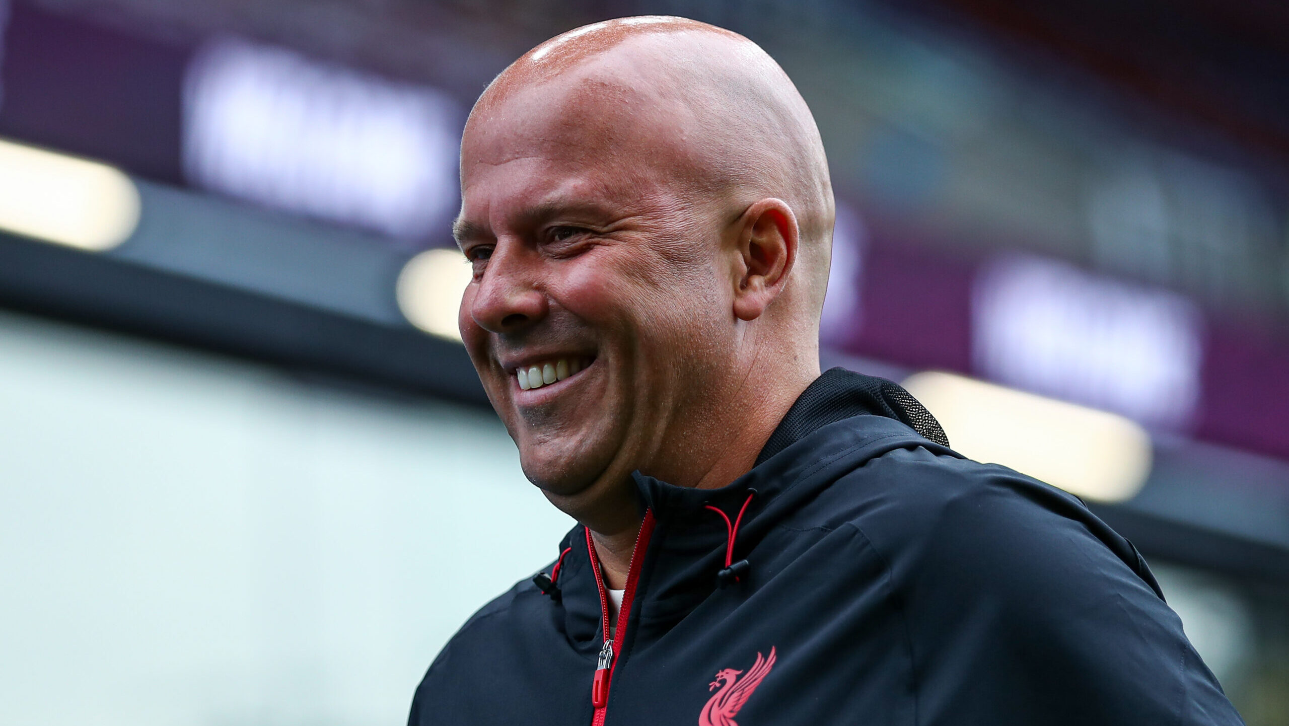 Arne Slot manager of Liverpool arrives at stadium ahead of the Premier League match Burnley vs Liverpool at Turf Moor, Burnley, United Kingdom, 14th September 2025

(Photo by Jorge Horsted/News Images) in Burnley, United Kingdom on 9/14/2025. (Photo by Jorge Horsted/News Images/Sipa USA)
2025.09.14 Burnley
pilka nozna liga angielska
Burnley - Liverpool FC
Foto Jorge Horsted/News Images/SIPA USA/PressFocus

!!! POLAND ONLY !!!