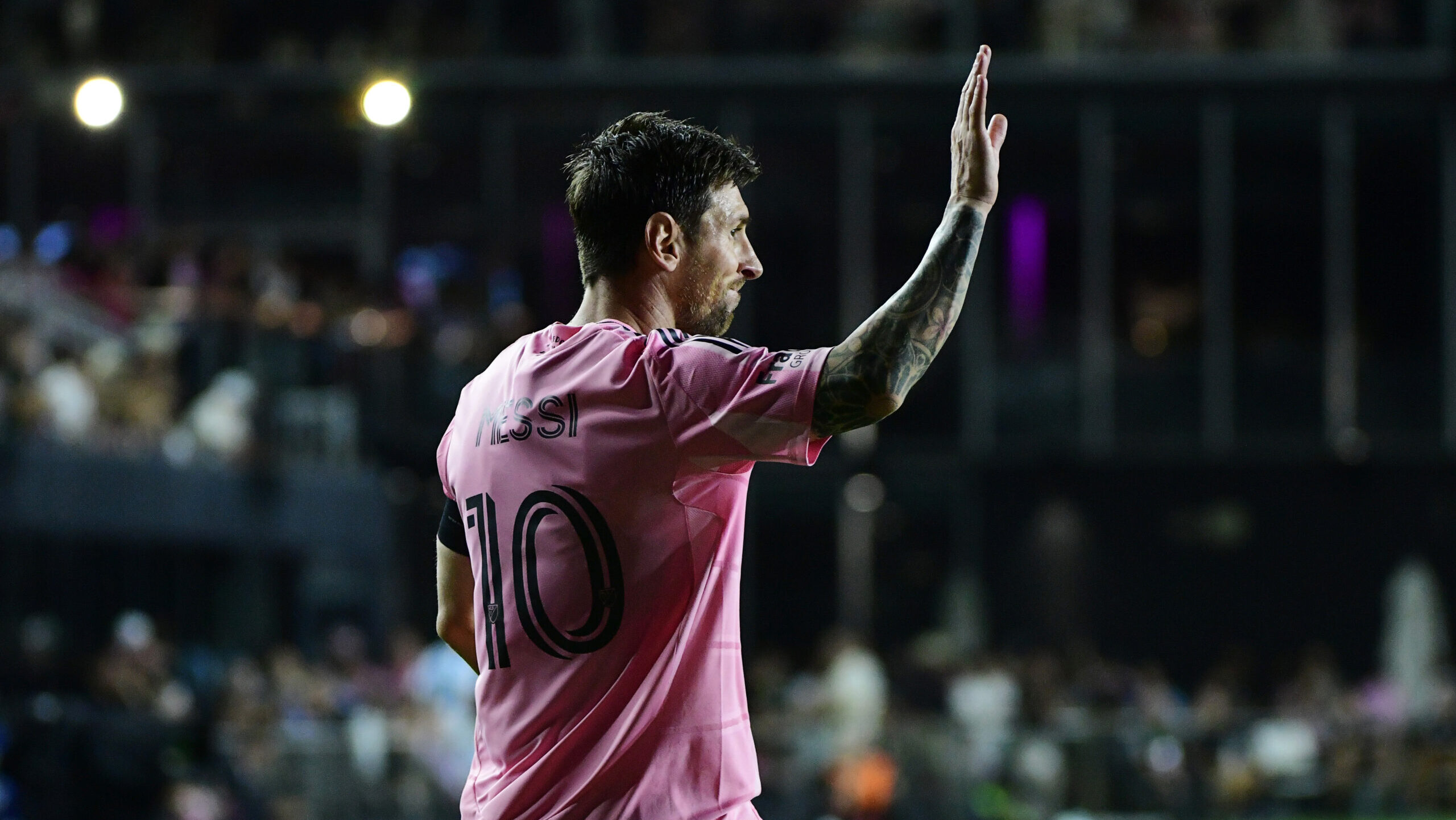 Inter Miami forward Lionel Messi (10) acknowledges a bad pass to a teammate September 16, 2025 at Chase Stadium in Fort Lauderdale, Florida. (Photo by JC Ruiz/Sipa USA)
2025.09.16 Fort Lauderdale
pilka nozna amerykanska liga MLS
Inter Miami CF - Seattle Sounders
Foto Sipa USA/SIPA USA/PressFocus

!!! POLAND ONLY !!!