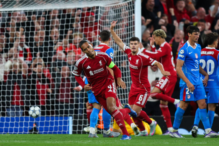 Liverpool, England, 17th September 2025. Virgil van Dijk of Liverpool celebrates his goal to make it 3-2 during the Liverpool vs Atletico Madrid UEFA Champions League match at Anfield, Liverpool. Picture credit should read: James Baylis / Sportimage EDITORIAL USE ONLY. No use with unauthorised audio, video, data, fixture lists, club/league logos or live services. Online in-match use limited to 120 images, no video emulation. No use in betting, games or single club/league/player publications. SPI_082_JB_LIV_ATM SPI-4140-0082
2025.09.17 Liverpool
pilka nozna , liga mistrzow
FC Liverpool - Atletico Madryt
Foto IMAGO/PressFocus

!!! POLAND ONLY !!!