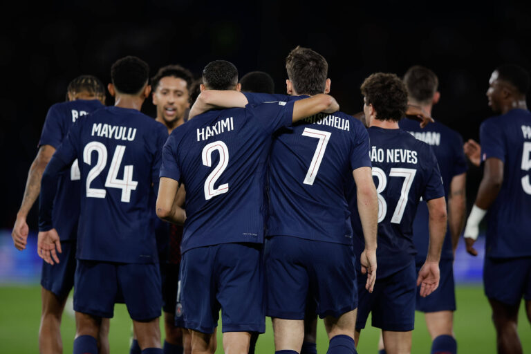 2025.09.18 UEFA Champions League Paris Saint Germain - Atalanta Bergamo v.,l., Torjubel, Goal celebration, celebrate the goal um Khvicha Kvaratskhelia Paris Saint-Germain *** 2025 09 18 UEFA Champions League Paris Saint Germain Atalanta Bergamo v ,l , Goal celebration, celebrate the goal um Khvicha Kvaratskhelia Paris Saint Germain Copyright: AntonioxBorga
2025.09.17 Paryz
pilka nozna , liga mistrzow
Paris Saint-Germain - Atalanta Bergamo
Foto IMAGO/PressFocus

!!! POLAND ONLY !!!