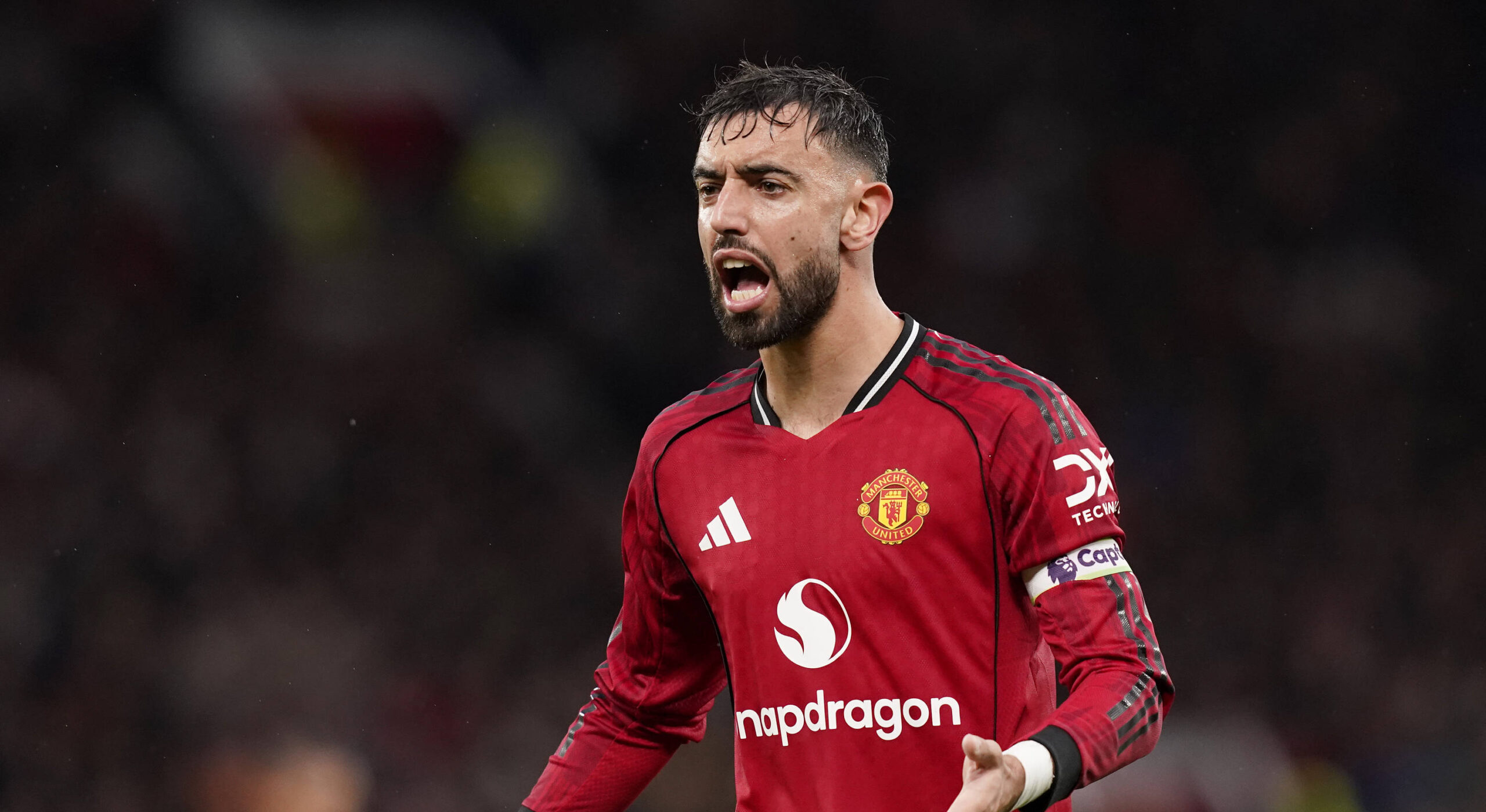 Manchester, England, 20th September 2025. Bruno Fernandes of Manchester United, ManU during the Manchester United vs Chelsea Premier League match at Old Trafford, Manchester. Picture credit should read: Andrew Yates / Sportimage EDITORIAL USE ONLY. No use with unauthorised audio, video, data, fixture lists, club/league logos or live services. Online in-match use limited to 120 images, no video emulation. No use in betting, games or single club/league/player publications. SPI_080_AY_MAN_UTD_CHELSEA SPI-4149-0080
2025.09.20 Manchester
pilka nozna , liga angielska
Manchester United - Chelsea Londyn
Foto IMAGO/PressFocus

!!! POLAND ONLY !!!
