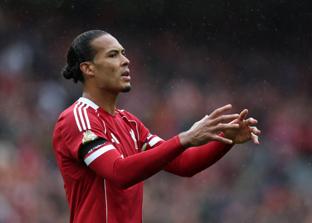 Liverpool, England, 20th September 2025. Virgil van Dijk of Liverpool during the Liverpool vs Everton Premier League match at Anfield, Liverpool. Picture credit should read: David Klein / Sportimage EDITORIAL USE ONLY. No use with unauthorised audio, video, data, fixture lists, club/league logos or live services. Online in-match use limited to 120 images, no video emulation. No use in betting, games or single club/league/player publications. SPI_028_DK_Liverpool_Everton SPI-4148-0027
2025.09.20 Liverpool
pilka nozna , liga angielska
FC Liverpool - Everton
Foto IMAGO/PressFocus

!!! POLAND ONLY !!!