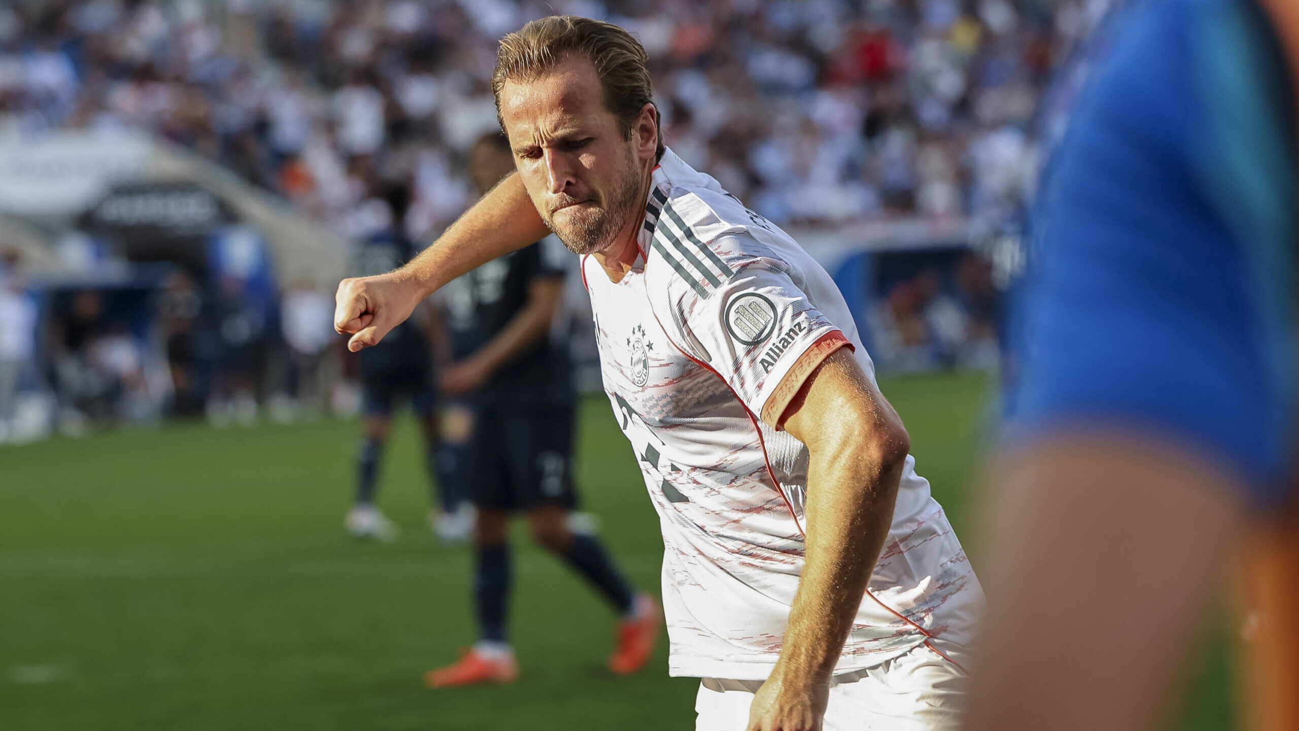 Torjubel bei Harry Kane FC Bayern Munchen, 09 nach seinem Tor zum 0:3 , Deutschland, Fussball, 1. Bundesliga, 4.Spieltag, 2025/2026, TSG Hoffenheim vs. FC Bayern Munchen, 20.09.2025, PreZero Arena, Sinsheim, Deutschland Sinsheim PreZero Arena Baden-Wurttemberg Deutschland *** Harry Kane FC Bayern Munich, 09 after his goal for 0 3 , Germany, Soccer, 1 Bundesliga, Matchday 4, 2025 2026, TSG Hoffenheim vs FC Bayern Munich, 20 09 2025, PreZero Arena, Sinsheim, Germany Sinsheim PreZero Arena Baden Wurttemberg Germany Copyright: xGrantxHubbsx
2025.09.20 Sinsheim
pilka nozna liga niemiecka
TSG 1899 Hoffenheim - Bayern Monachium
Foto IMAGO/PressFocus

!!! POLAND ONLY !!!