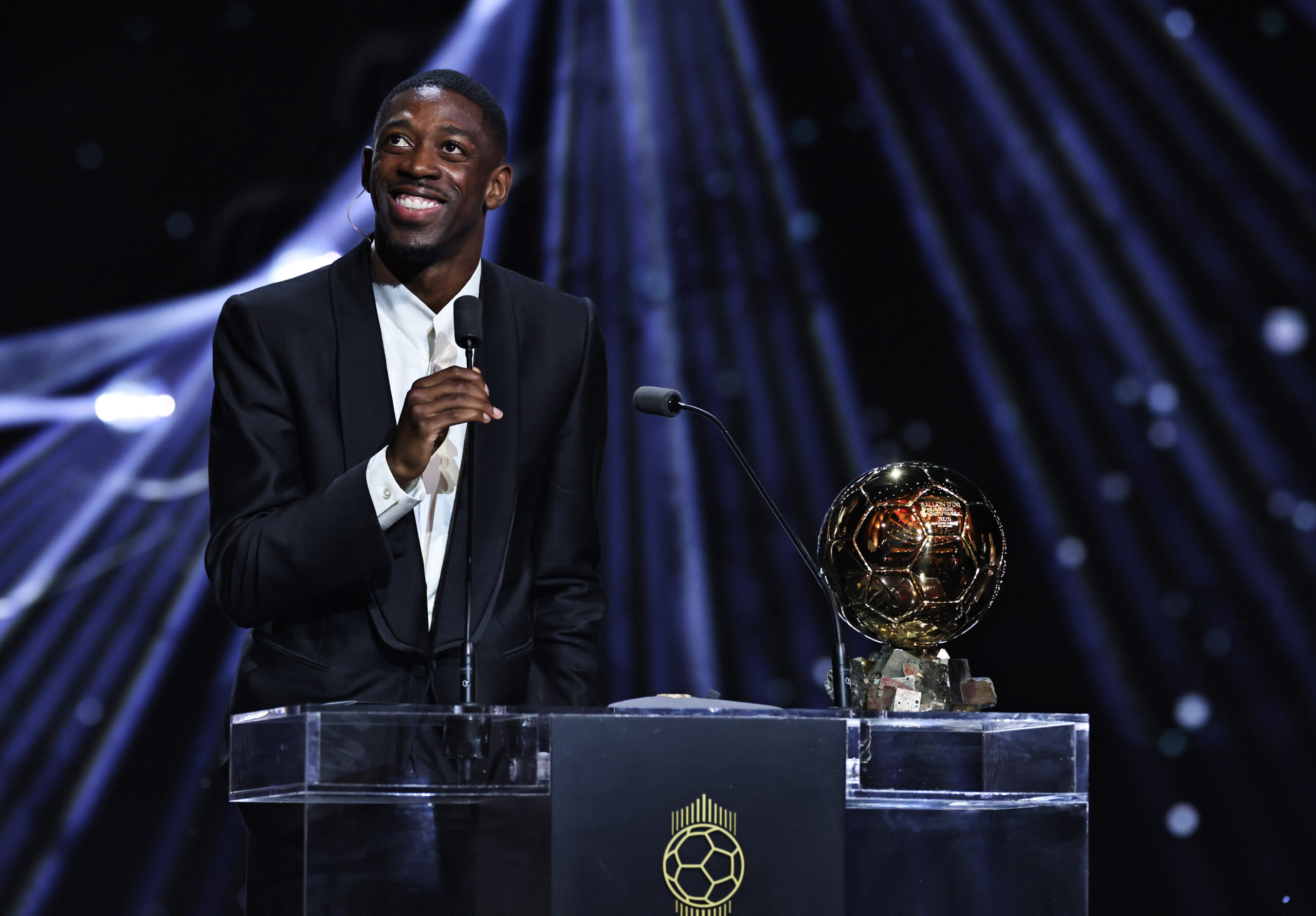 (250923) -- PARIS, Sept. 23, 2025 (Xinhua) -- Paris Saint-Germain&#039;s French player Ousmane Dembele speaks after winning the men&#039;s Ballon d&#039;Or awards during the 2025 Ballon d&#039;Or France Football award ceremony at the Theatre du Chatelet in Paris, France, on Sept. 22, 2025. (Xinhua/Gao Jing)

2025.09.22 Paryz
pilka nozna 
Zlota Pilka 2025
Foto Gao Jing/Xinhua/PressFocus

!!! POLAND ONLY !!!