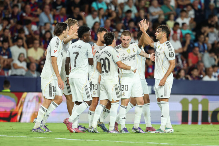 Franco Mastantuono of Real Madrid CF celebrates a goal during the Spanish championship La Liga football match between Levante UD and Real Madrid CF on 23 September 2025 at Estadio Ciudad de Valencia in Valencia, Spain (Photo by /Sipa USA)
2025.09.23 Walencja
pilka nozna liga hiszpanska
Levante UD - Real Madryt
Foto IPA/SIPA USA/PressFocus

!!! POLAND ONLY !!!