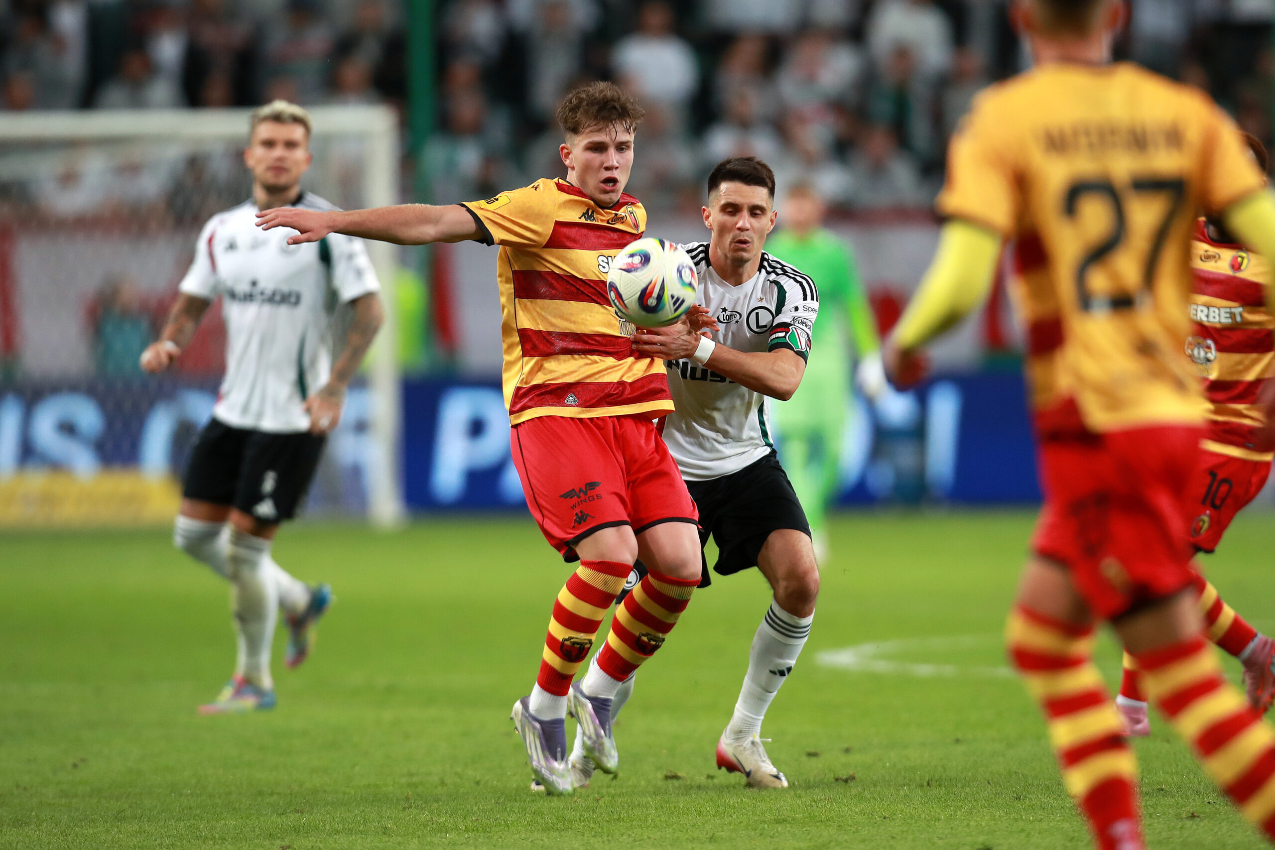 2025.09.25 Warszawa
Pilka nozna PKO Ekstraklasa sezon 2025/2026 
Legia Warszawa - Jagiellonia Bialystok
N/z Oskar Pietuszewski Bartosz Kapustka
Foto Artur Kraszewski / PressFocus

2025.09.25 Warszawa
Football Polish Ekstraklasa Season 2025/2026 
Legia Warszawa - Jagiellonia Bialystok
Oskar Pietuszewski Bartosz Kapustka
Credit: Artur Kraszewski / PressFocus