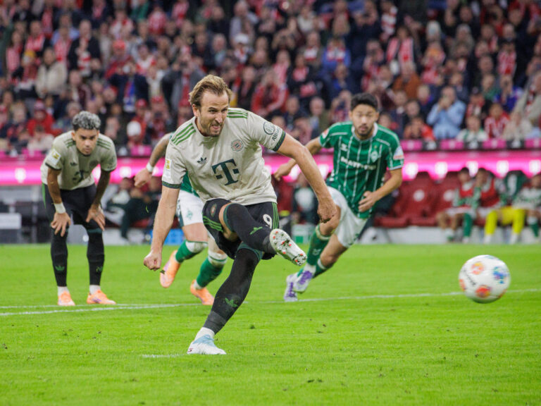 Bayerns 9 Harry KANE trifft per Elfmeter-Strafstoss ins Tor zum 2:0. Fussball: Bayern - Bremen 4:0. 1.Fussball Bundesliga, FC Bayern Munchen - SV Werder Bremen, 5.Spieltag, Saison 2025-2026, am 26.09.2025 in Muenchen, A L L I A N Z A R E N A, Deutschland. Quelle / Copyright / Credit : Oryk HAIST *** Bayerns 9 Harry KANE scores from the penalty spot to make it 2 0 Soccer Bayern Bremen 4 0 1 Soccer Bundesliga, FC Bayern Munich SV Werder Bremen, Matchday 5, Season 2025 2026, on 26 09 2025 in Munich, A L L I A N Z A R E N A, Germany Source Copyright Credit Oryk HAIST xFUSSBALL-BAYERN-BREMENx
2025.09.26 Monachium
pilka nozna , liga niemiecka
Bayern Monachium - Werder Brema
Foto IMAGO/PressFocus

!!! POLAND ONLY !!!