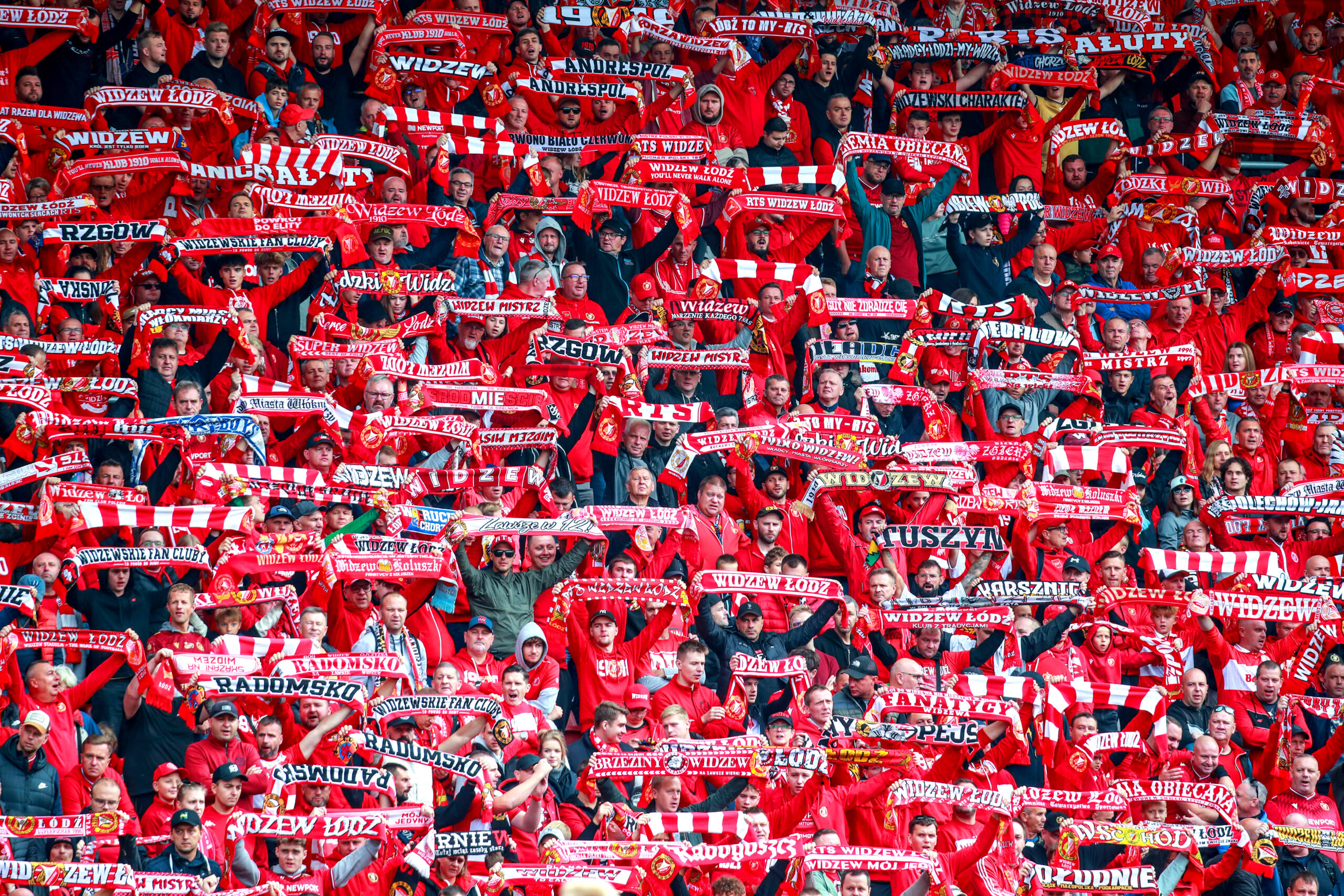 2025.09.28 Lodz
Pilka nozna Ekstraklasa  2025/2026 
Widzew Lodz - Rakow Czestochowa
N/z kibice oprawa szaliki trybyna doping
Foto ARTUR KRASZEWSKI / PressFocus 

2025.09.24 Urszulin
Football Polish Ekstraklasa 2025/2026
Widzew Lodz - Rakow Czestochowa
fans
Credit: ARTUR KRASZEWSKI / PressFocus