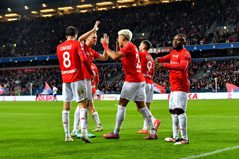 2025.09.29 Krakow
Pilka nozna , Betclic I liga , sezon 2025/26
Wisla Krakow - Polonia Bytom
N/z Pilkarze Wisly radosc po bramce na 1-0, gol, bramka
Foto Krzysztof Porebski / PressFocus

2025.09.29 Krakow
Football , Polish league, second level , 2025/2026 season
Wisla Krakow - Polonia Bytom
Pilkarze Wisly radosc po bramce na 1-0, gol, bramka
Credit: Krzysztof Porebski / PressFocus