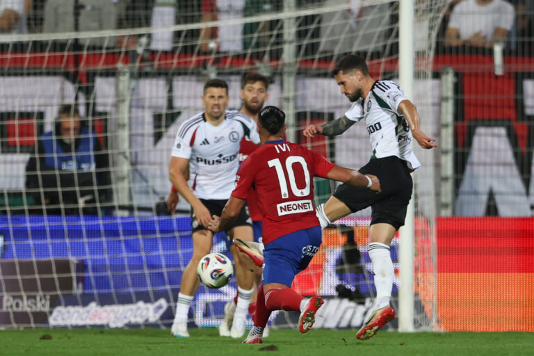 20.09.2025 Czestochowa Mecz Ekstraklasa 25/26 Rakow Czestochowa - Legia Warszawa NZ  Ivi Lopez, Petar Stojanovic
Fot. Grzegorz Wajda/REPORTER
---------------==========---------------
Ekstraklasa 25/26: Rakow Czestochowa vs Legia Warszawa Municipal Stedium (Czestochowa) on September 20, 2025 in Czestochowa, Poland.
Photo: Grzegorz Wajda/REPORTER *** Local Caption ***  NZ Ivi Lopez, Petar Stojanovic