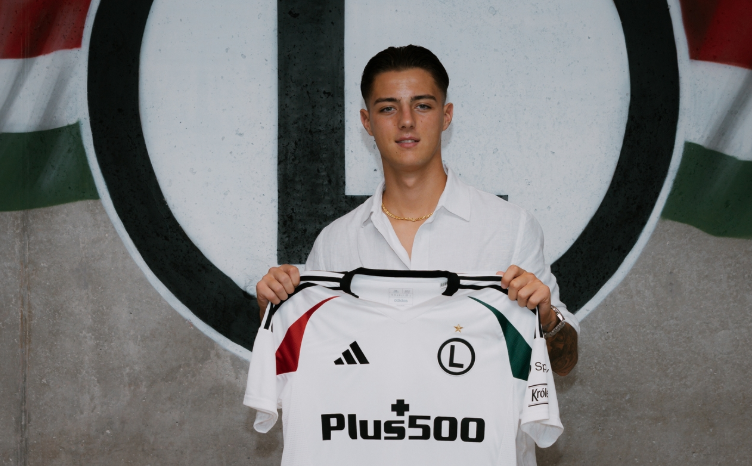 OFICJALNIE! Kacper Urbański zawodnikiem Legii Warszawa!