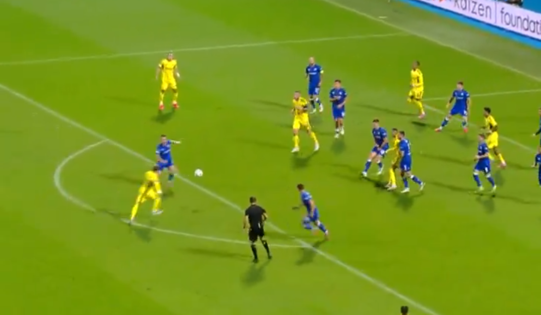 Kapitalny gol Sebastiana Szymańskiego w Lidze Europy! [WIDEO]