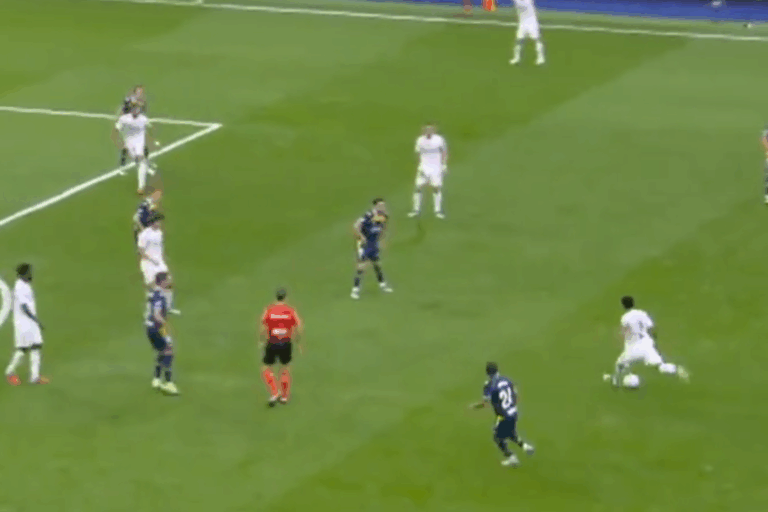 Kosmiczny gol gwiazdy Realu Madryt! Strzał z ponad 30 metrów od bramki [WIDEO]