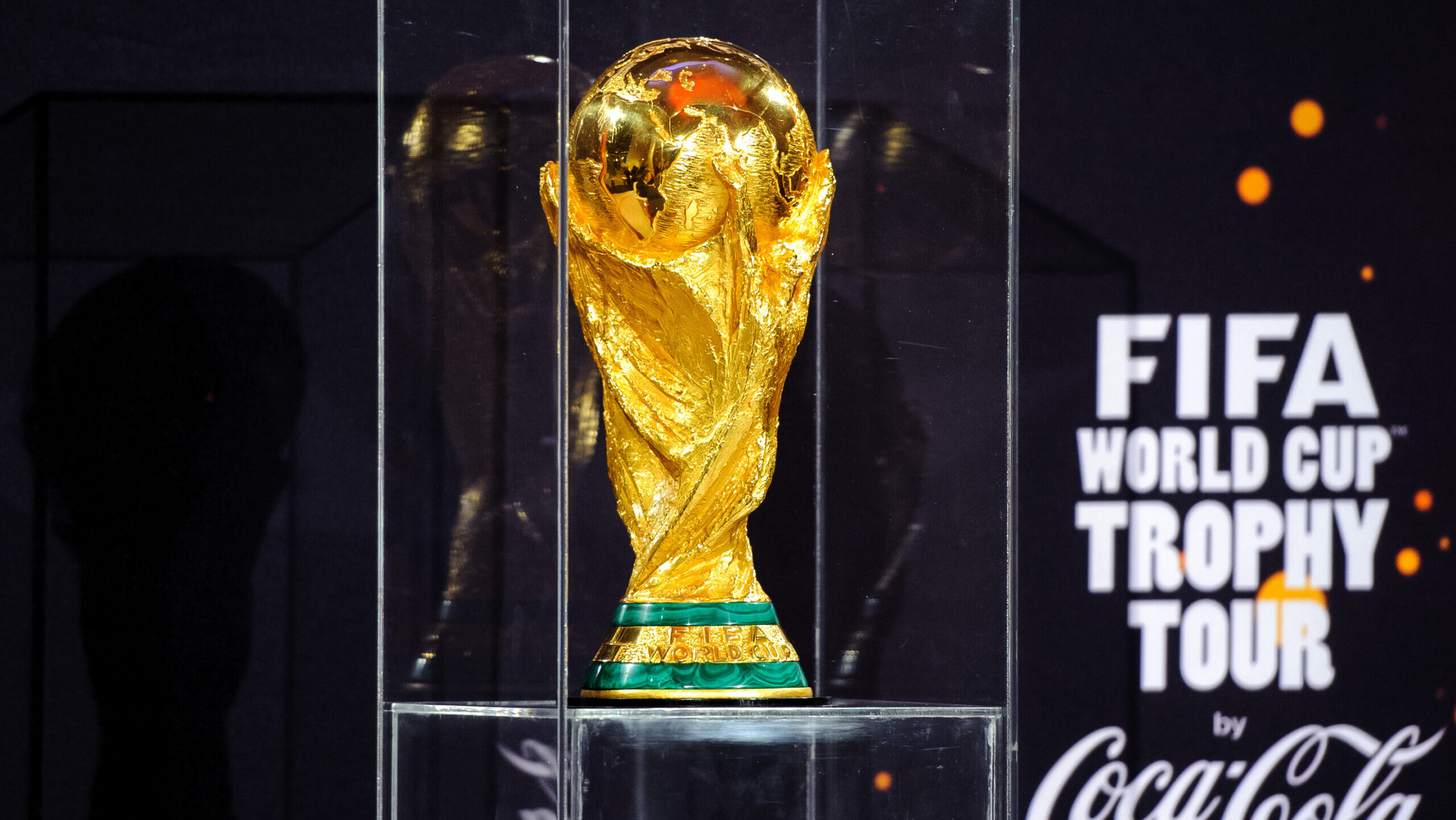 2014.03.26 WARSZAWA PALAC KULTURY I NAUKI PILKA NOZNA PREZENTACJA PUCHARU MISTRZOSTW SWIATA BRAZYLIA 2014 FIFA WORLD CUP 2014 TROPHY TOUR
N/Z PUCHAR
FOTO RAFAL OLEKSIEWICZ / PRESSFOCUS