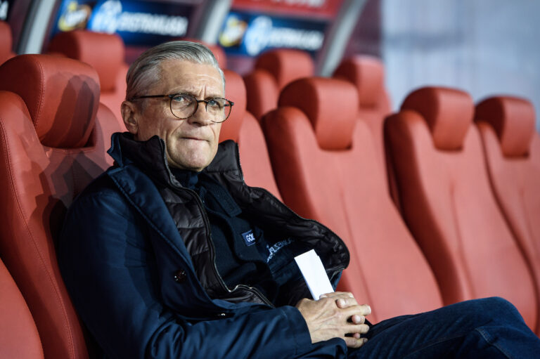 2019.03.30, Kielce,  Pilka nozna, Lotto Ekstraklasa sezon 2018/2019
Mecz Korona Kielce - Lech Poznan
N/z Trener Adam Nawalka portret
Fot Rafal Oleksiewicz / PressFocus

2019.03.30, Kielce,
football, polish Ekstraklasa
Match Korona Kielce - Lech Poznan
Trener Adam Nawalka portret
Credit Rafal Oleksiewicz / PressFocus